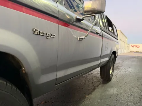 More photos of 1986 Ford Ranger XLT at St. Marys CDJR, OH