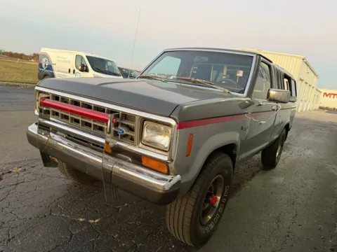 More photos of 1986 Ford Ranger XLT at St. Marys CDJR, OH