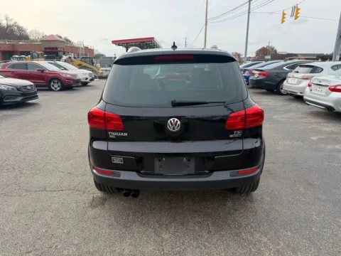 More photos of 2016 Volkswagen Tiguan 2.0T SEL 4Motion Sport Utility 4D at Instant Auto Sales Chillicothe, OH