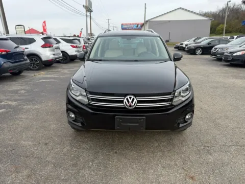 Photos of 2016 Volkswagen Tiguan 2.0T SEL 4Motion Sport Utility 4D for sale in Chillicothe, OH at Instant Auto Sales Chillicothe