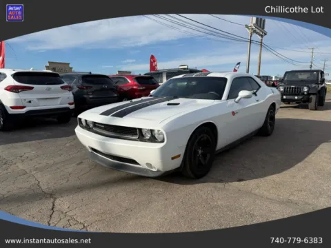 White 2013 Dodge Challenger SXT Plus Coupe 2D for sale in Chillicothe, OH