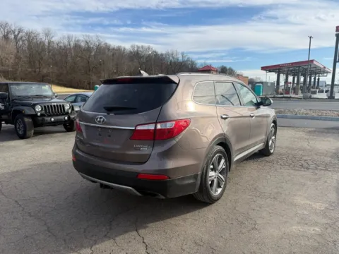 More photos of 2015 Hyundai Santa Fe Limited Sport Utility 4D at Instant Auto Sales Chillicothe, OH