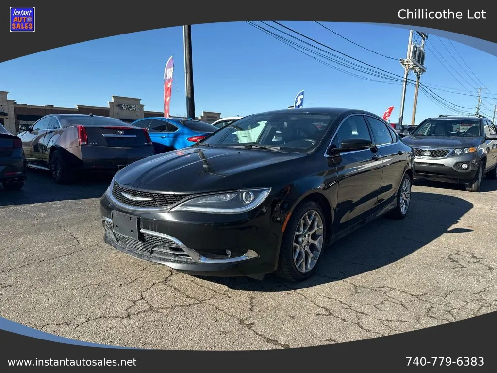 Black 2015 Chrysler 200 C Sedan 4D for sale in Chillicothe, OH