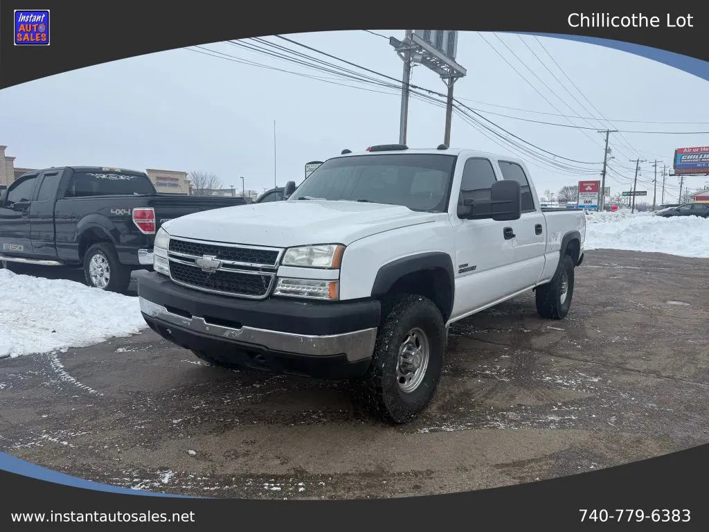 2007 Chevrolet Silverado (Classic) 2500 HD Crew Cab Work Truck Pickup 4D 6 1/2 ft for sale in Chillicothe, OH