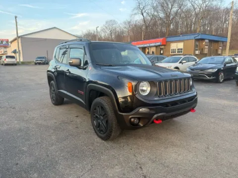 Another view of 2018 Jeep Renegade Trailhawk Sport Utility 4D for sale in Chillicothe, OH at Instant Auto Sales Chillicothe