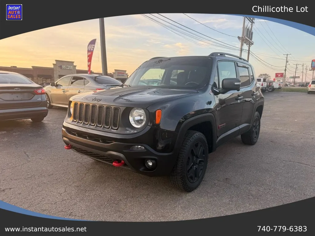 Black 2018 Jeep Renegade Trailhawk Sport Utility 4D for sale in Chillicothe, OH