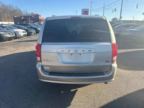 More photos of 2014 Dodge Grand Caravan Passenger SXT Minivan 4D at Instant Auto Sales Chillicothe, OH