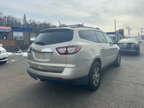 More photos of 2016 Chevrolet Traverse LT Sport Utility 4D at Instant Auto Sales Chillicothe, OH