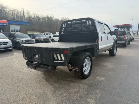 More photos of 2009 Ford F350 Super Duty Crew Cab XLT Pickup 4D 8 ft at Instant Auto Sales Chillicothe, OH