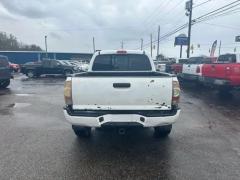 More photos of 2009 Toyota Tacoma Double Cab Pickup 4D 5 ft at Instant Auto Sales Chillicothe, OH