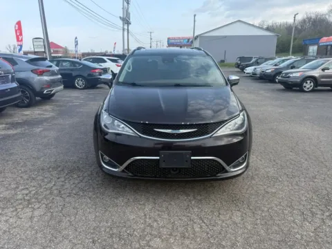 Photos of 2017 Chrysler Pacifica Limited Minivan 4D for sale in Chillicothe, OH at Instant Auto Sales Chillicothe