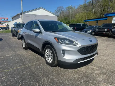 Another view of 2020 Ford Escape SE Sport Utility 4D for sale in Chillicothe, OH at Instant Auto Sales Chillicothe