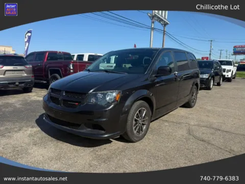 Black 2016 Dodge Grand Caravan Passenger SE Plus Minivan 4D for sale in Chillicothe, OH