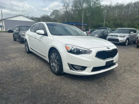 Another view of 2016 Kia Cadenza Premium Sedan 4D for sale in Chillicothe, OH at Instant Auto Sales Chillicothe