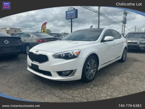 White 2016 Kia Cadenza Premium Sedan 4D for sale in Chillicothe, OH