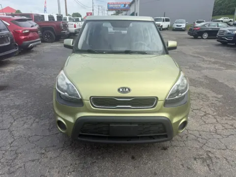 Photos of 2012 Kia Soul Wagon 4D for sale in Chillicothe, OH at Instant Auto Sales Chillicothe