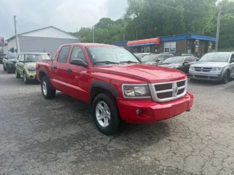 Another view of 2010 Dodge Dakota Crew Cab Big Horn/Lone Star Pickup 4D 5 1/4 ft for sale in Chillicothe, OH at Instant Auto Sales Chillicothe