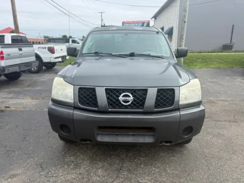 Photos of 2006 Nissan Titan Crew Cab XE Pickup 4D 5 1/2 ft for sale in Chillicothe, OH at Instant Auto Sales Chillicothe