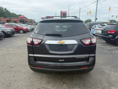 More photos of 2013 Chevrolet Traverse LT Sport Utility 4D at Instant Auto Sales Chillicothe, OH