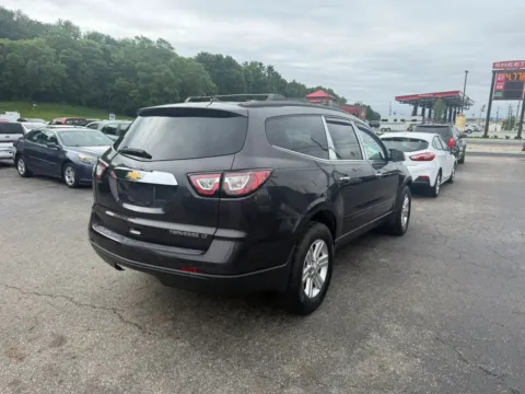 More photos of 2013 Chevrolet Traverse LT Sport Utility 4D at Instant Auto Sales Chillicothe, OH