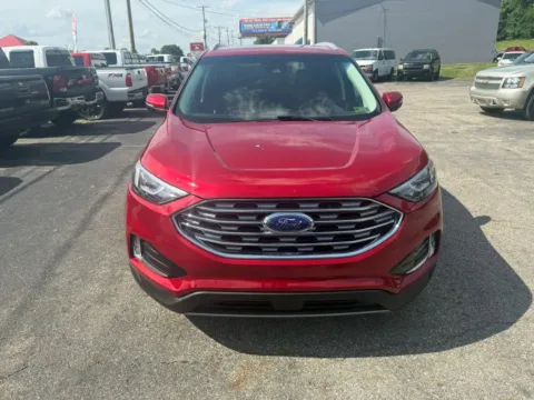 Photos of 2020 Ford Edge SEL Sport Utility 4D for sale in Chillicothe, OH at Instant Auto Sales Chillicothe