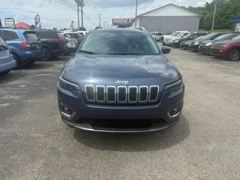 Photos of 2019 Jeep Cherokee Limited Sport Utility 4D for sale in Chillicothe, OH at Instant Auto Sales Chillicothe