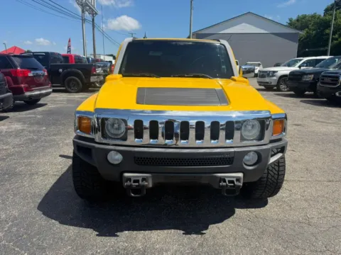 Photos of 2006 HUMMER H3 Sport Utility 4D for sale in Chillicothe, OH at Instant Auto Sales Chillicothe