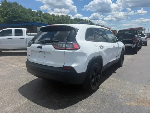 More photos of 2019 Jeep Cherokee Altitude Sport Utility 4D at Instant Auto Sales Chillicothe, OH