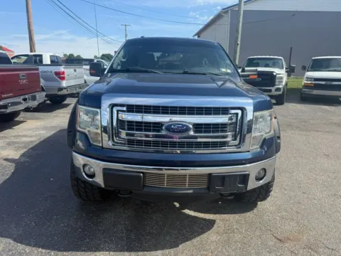 Photos of 2013 Ford F-150 SuperCrew Cab XLT Pickup 4D 6 1/2 ft for sale in Chillicothe, OH at Instant Auto Sales Chillicothe