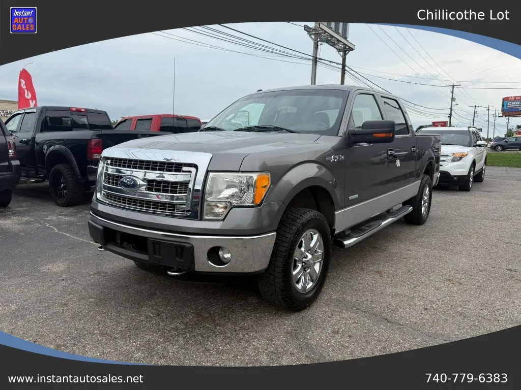 Gray 2013 Ford F-150 SuperCrew Cab XLT Pickup 4D 5 1/2 ft for sale in Chillicothe, OH