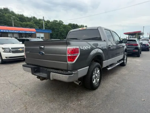 More photos of 2013 Ford F-150 SuperCrew Cab XLT Pickup 4D 5 1/2 ft at Instant Auto Sales Chillicothe, OH