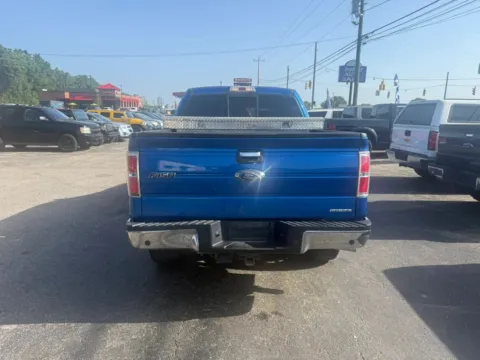 More photos of 2013 Ford F-150 SuperCrew Cab XLT Pickup 4D 5 1/2 ft at Instant Auto Sales Chillicothe, OH
