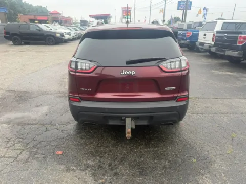 More photos of 2021 Jeep Cherokee Latitude Lux Sport Utility 4D at Instant Auto Sales Chillicothe, OH