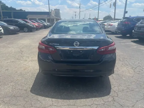More photos of 2018 Nissan Altima 2.5 S Sedan 4D at Instant Auto Sales Chillicothe, OH