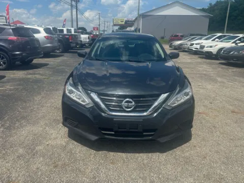 Photos of 2018 Nissan Altima 2.5 S Sedan 4D for sale in Chillicothe, OH at Instant Auto Sales Chillicothe
