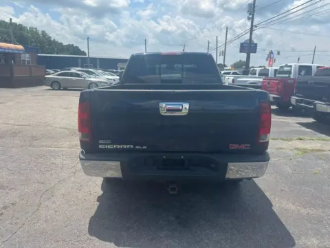 More photos of 2010 GMC Sierra 1500 Crew Cab SLE Pickup 4D 5 3/4 ft at Instant Auto Sales Chillicothe, OH