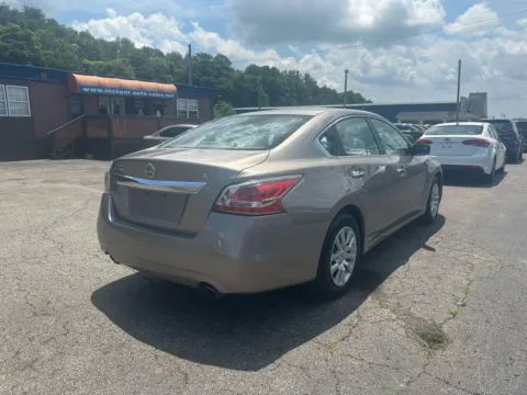 More photos of 2015 Nissan Altima 2.5 S Sedan 4D at Instant Auto Sales Chillicothe, OH