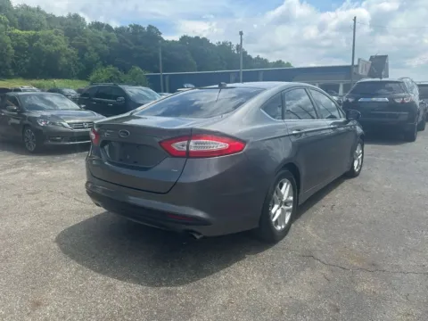 More photos of 2014 Ford Fusion SE Sedan 4D at Instant Auto Sales Chillicothe, OH