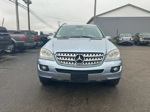 Photos of 2008 Mercedes-Benz M-Class ML 320 CDI Sport Utility 4D for sale in Chillicothe, OH at Instant Auto Sales Chillicothe