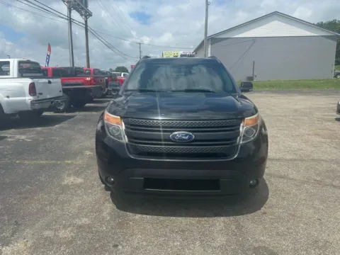 Photos of 2015 Ford Explorer XLT Sport Utility 4D for sale in Chillicothe, OH at Instant Auto Sales Chillicothe
