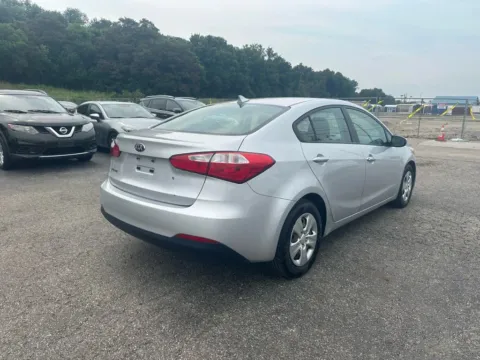 More photos of 2015 Kia Forte LX Sedan 4D at Instant Auto Sales Chillicothe, OH