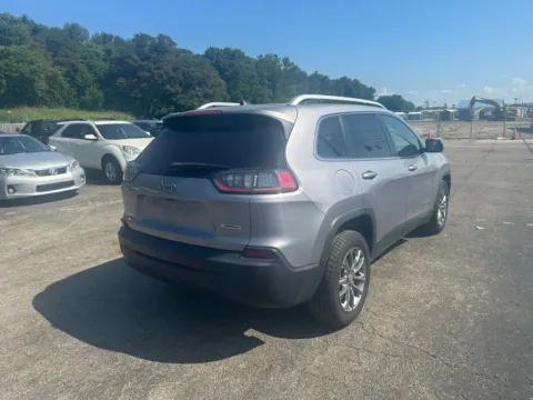 More photos of 2019 Jeep Cherokee Latitude Plus Sport Utility 4D at Instant Auto Sales Chillicothe, OH