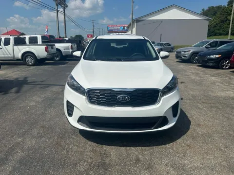 Photos of 2019 Kia Sorento LX Sport Utility 4D for sale in Chillicothe, OH at Instant Auto Sales Chillicothe