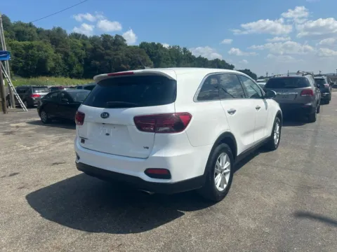 More photos of 2019 Kia Sorento LX Sport Utility 4D at Instant Auto Sales Chillicothe, OH