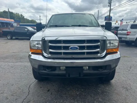 Photos of 2001 Ford F350 Super Duty Crew Cab Long Bed for sale in Chillicothe, OH at Instant Auto Sales Chillicothe
