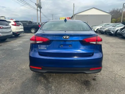 More photos of 2018 Kia Forte LX Sedan 4D at Instant Auto Sales Chillicothe, OH