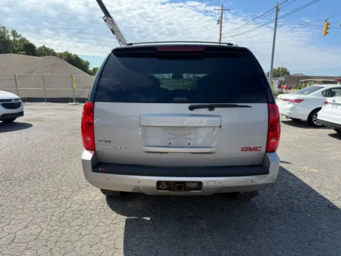 More photos of 2008 GMC Yukon SLE Sport Utility 4D at Instant Auto Sales Chillicothe, OH