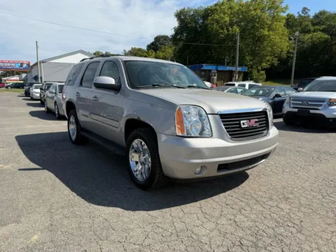 Another view of 2008 GMC Yukon SLE Sport Utility 4D for sale in Chillicothe, OH at Instant Auto Sales Chillicothe
