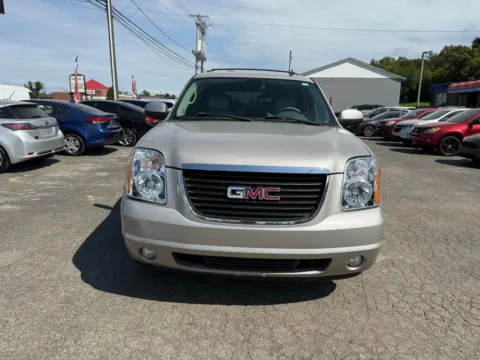 Photos of 2008 GMC Yukon SLE Sport Utility 4D for sale in Chillicothe, OH at Instant Auto Sales Chillicothe