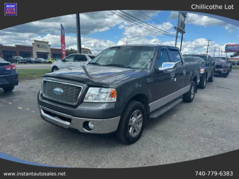 Gray 2006 Ford F-150 SuperCrew Cab XLT Pickup 4D 6 1/2 ft for sale in Chillicothe, OH